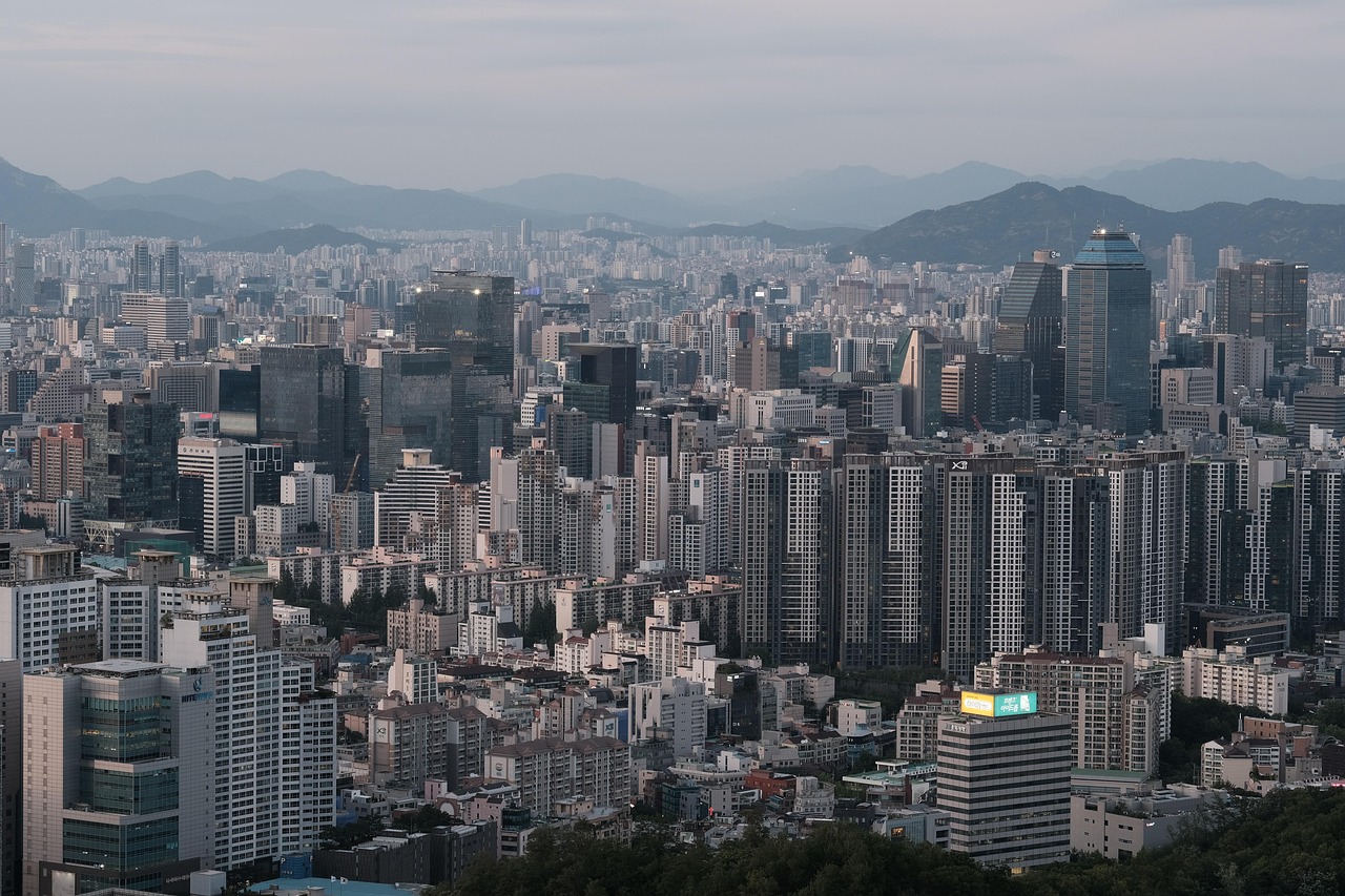 Flights to Seoul (ICN) - Seoul cityscape - book airline tickets